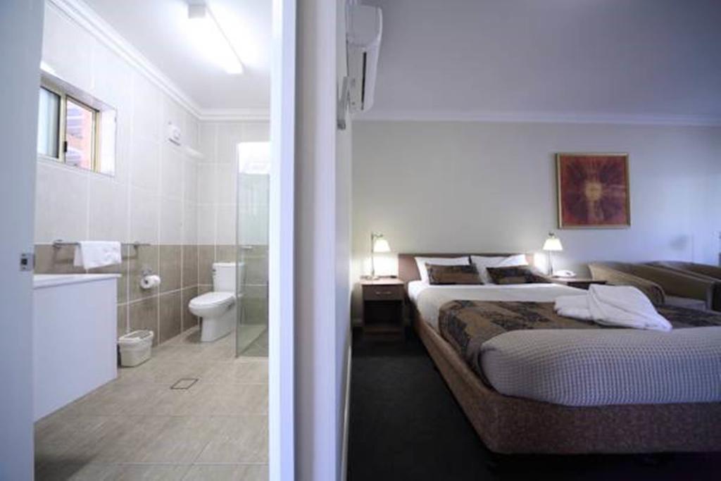Gundagai Gabriel Motor Inn Szoba fotó